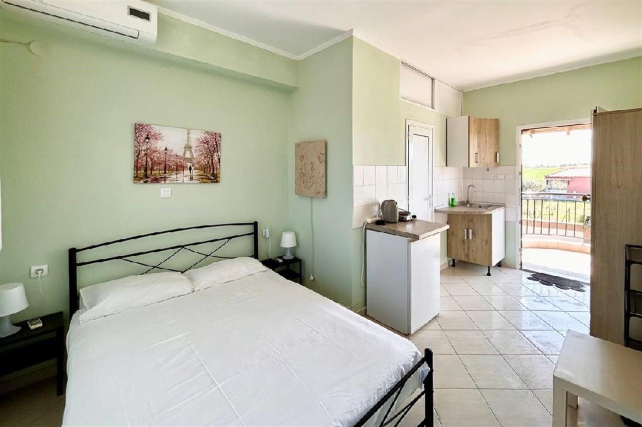 Villa Irina, Nea Potidea Kassandra Beach Exteriör bild