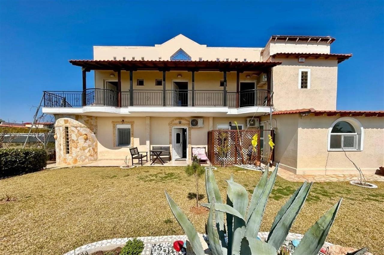Villa Irina, Nea Potidea Kassandra Beach Exteriör bild