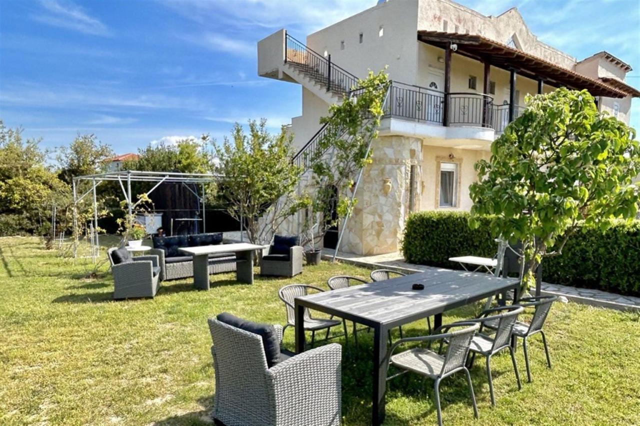 Villa Irina, Nea Potidea Kassandra Beach Exteriör bild